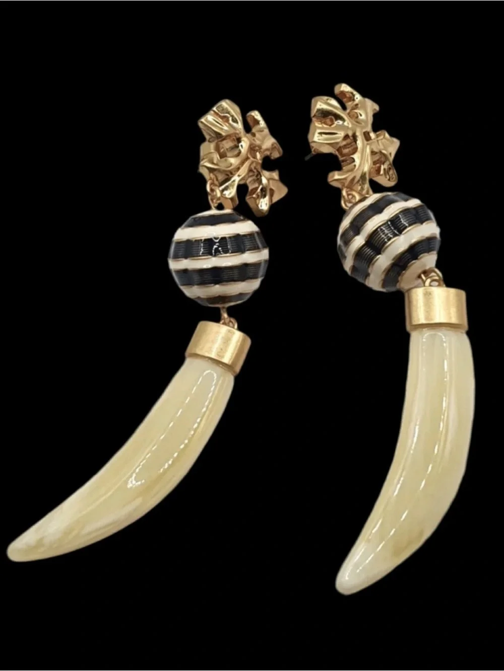 🔥🔥Authentic Designer Earrings At Awesome Prices To Buy Now & Save Price Firm